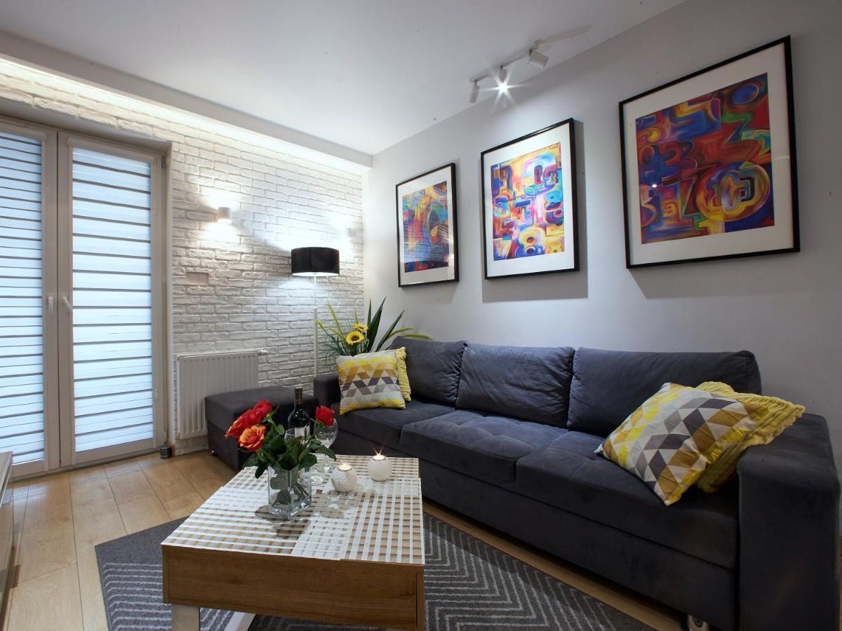 4Uapart-Apartment Suite Picasso 斯维诺乌伊希切 外观 照片
