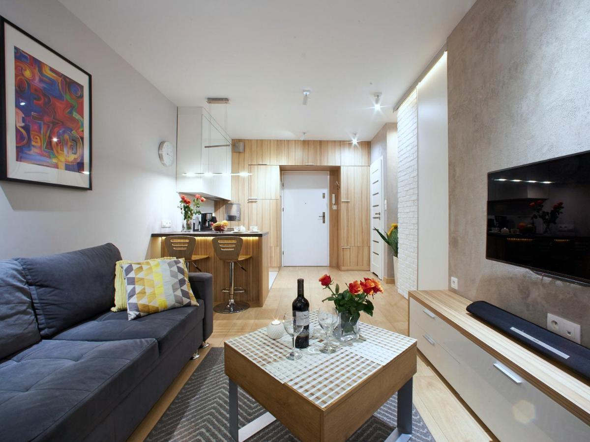 4Uapart-Apartment Suite Picasso 斯维诺乌伊希切 外观 照片
