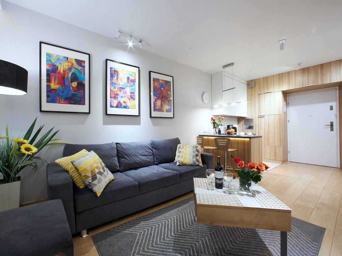 4Uapart-Apartment Suite Picasso 斯维诺乌伊希切 外观 照片